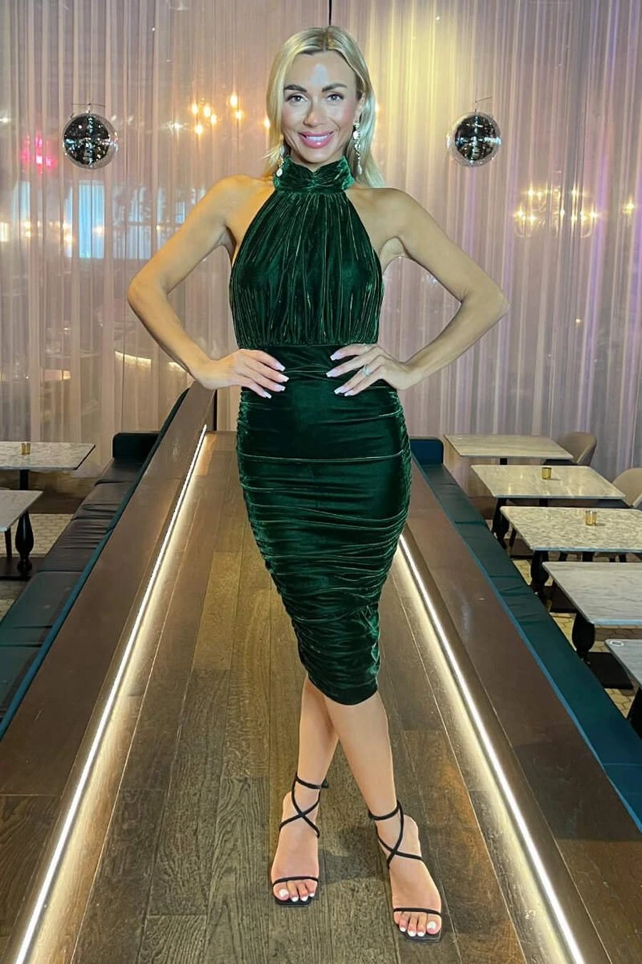 AX Paris Green Velvet Halterneck Midi Dress 2 AX Paris Green Velvet Halterneck Midi Dress - Image 2