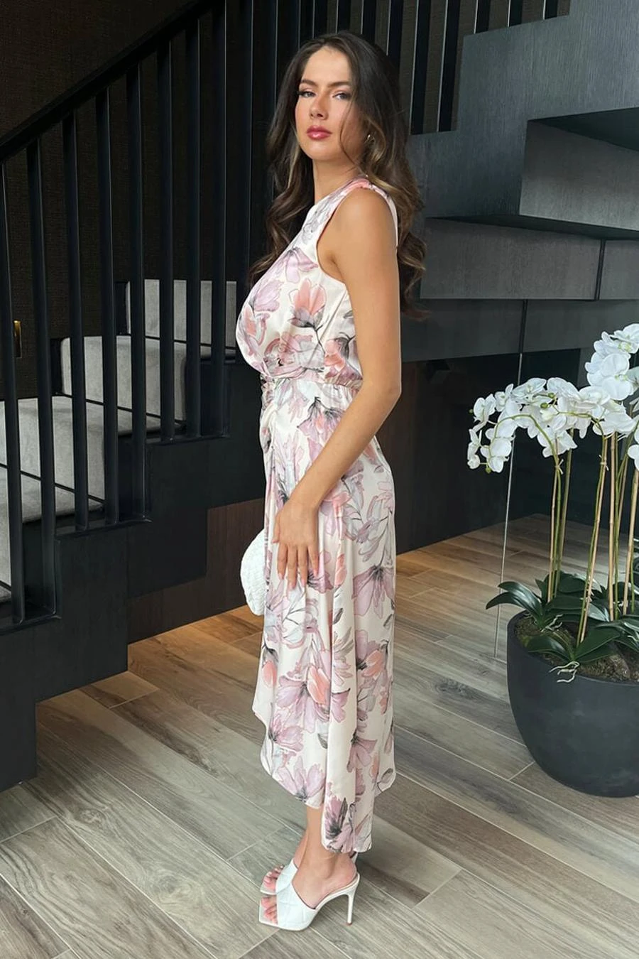 AX Paris Blush Floral Print Gathered Midi Dress With Shoulder Pads 4 AX Paris Blush Floral Print Gathered Midi Dress With Shoulder Pads - Image 4