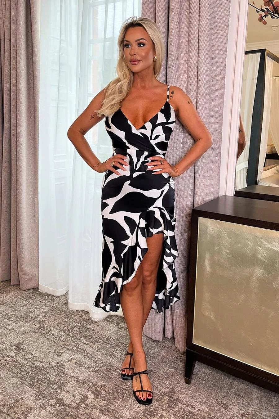AX Paris Black And White Leaf Print Strappy Wrap Top High Low Frill Hem Midi Dress 2 AX Paris Black And White Leaf Print Strappy Wrap Top High Low Frill Hem Midi Dress - Image 2